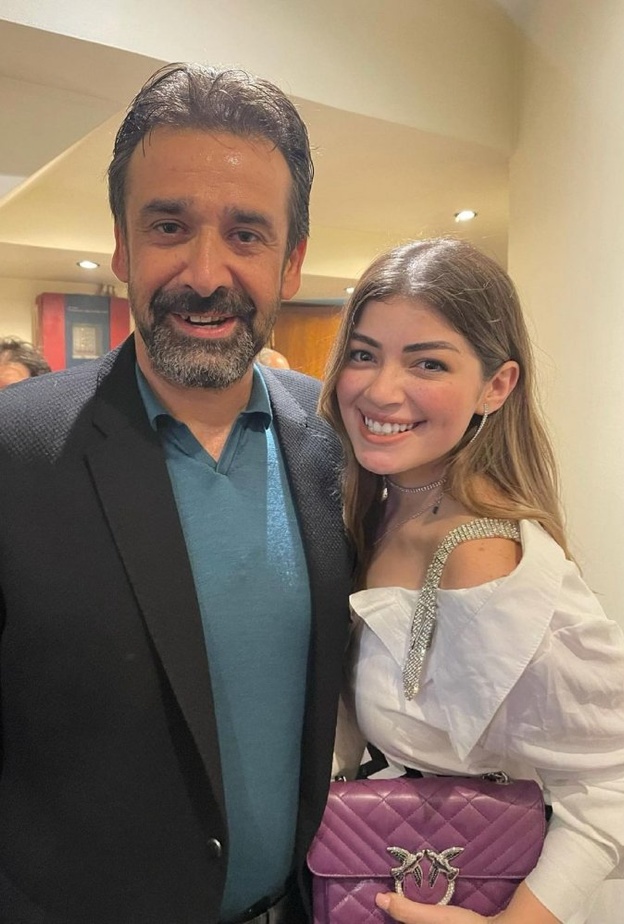 كريم عبدالعزيز وليلى احمد زاهر