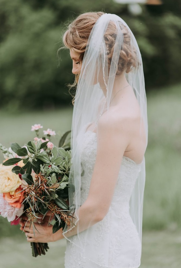  اتهام العروس بالتنمر @srosinger3997