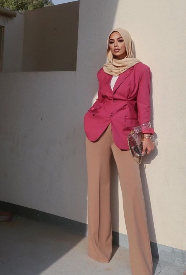 افكار لتنسيق البنطلون الواسع للمحجبات لاطلالة جذابة في عيد الاضحى 2021