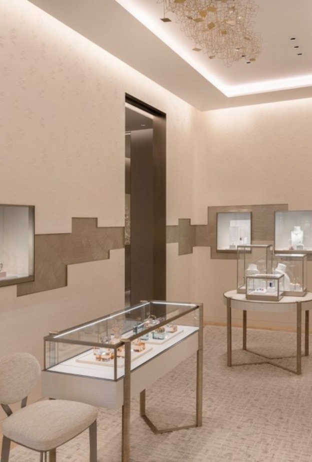 Dior  تعيد افتتاح البوتيك في "غاليريا مول" جزيرة المارية - أبو ظبي