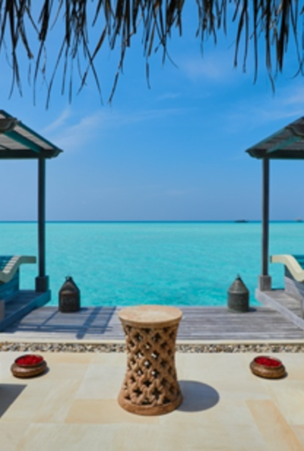 منتجع وسبا تاج إكزوتيكا المالديف.