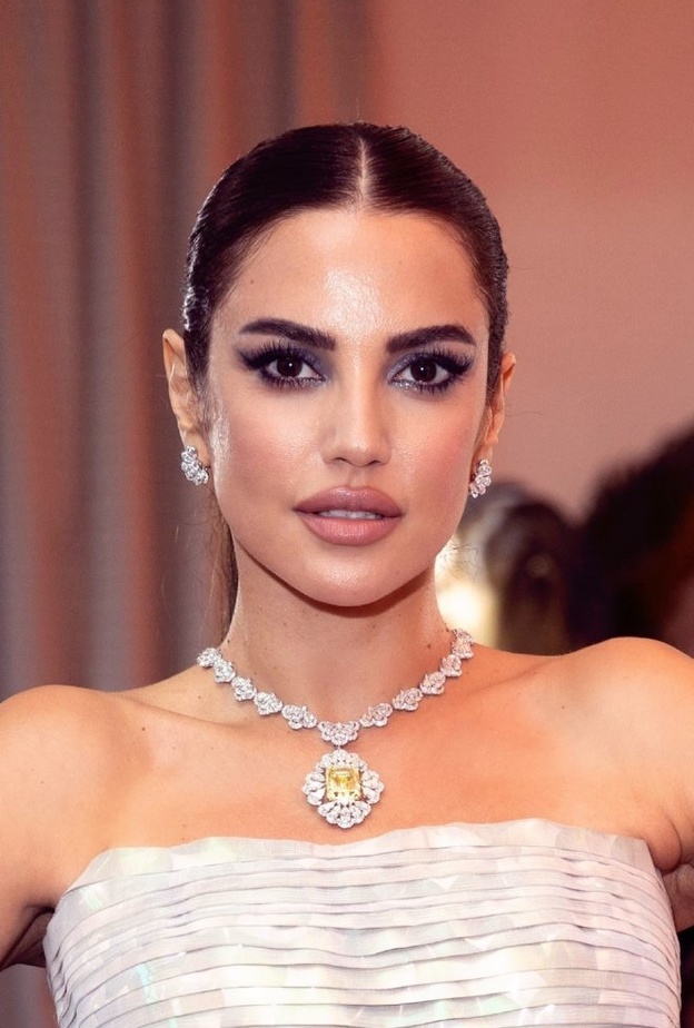 درة زروق ومجوهرات شوبار