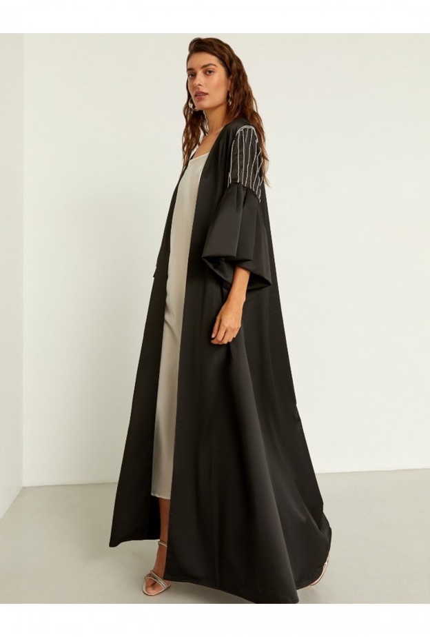 الأزرق الفاتح بعباية ناعمة وأنثوية من  ALBATROSS