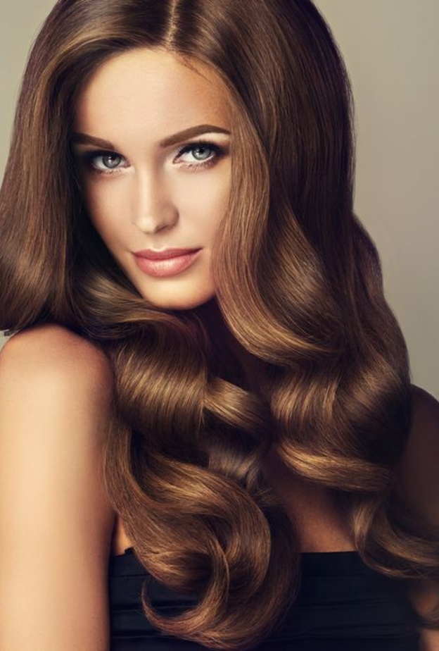 خلطات طبيعية لتجيد حيوية ولمعان الشعر الباهت قبل عيد الاضحى