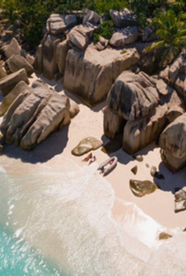 منتجع رافلز سيشل