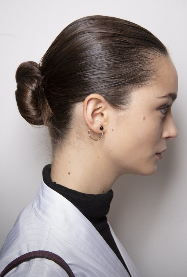 تسريحات شعر ناعمة للشابات