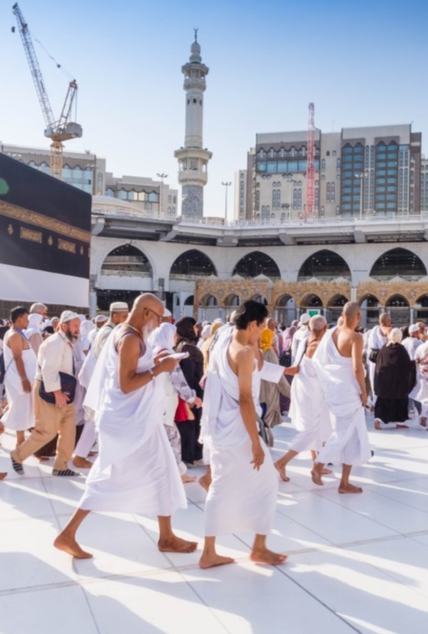 كيف تحمي نفسك من ضربة الشمس في الحج