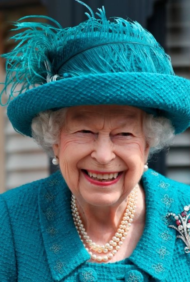 لهذا السبب اصطحبت الملكة صديقة مقربة لها في زيارة رسمية