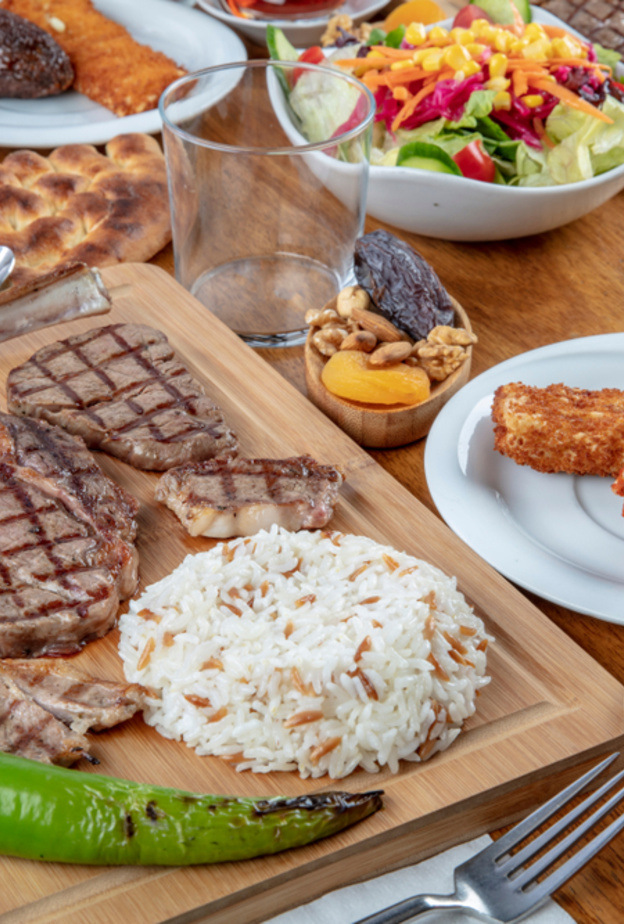  مشروبات صحية للتخلص من الدهون بعد تناول لحم العيد