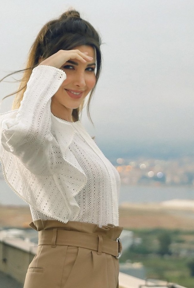 نانسي عجرم تشكر متابعيها على انستغرام بعد ردود الفعل الإيجابية على ألبومها الجديد