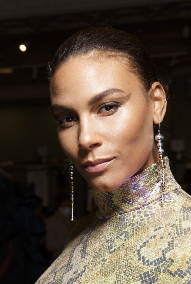  أفضل أنواع كونتور البشرة الكريمي لهذا الموسم