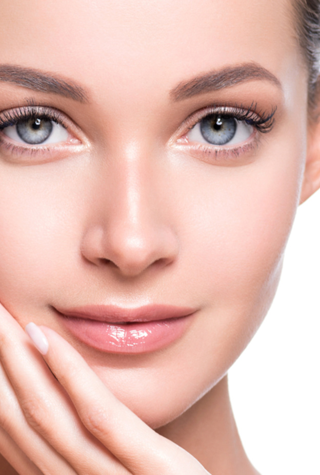 خلطات طبيعية لعلاج احمرار الوجه بعد التقشير