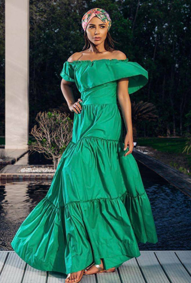 تنسيق اطلالات يومية للصيف مع الفستان الاخضر من وحي مهيرة عبدالعزيز- الصورة من انستغرام