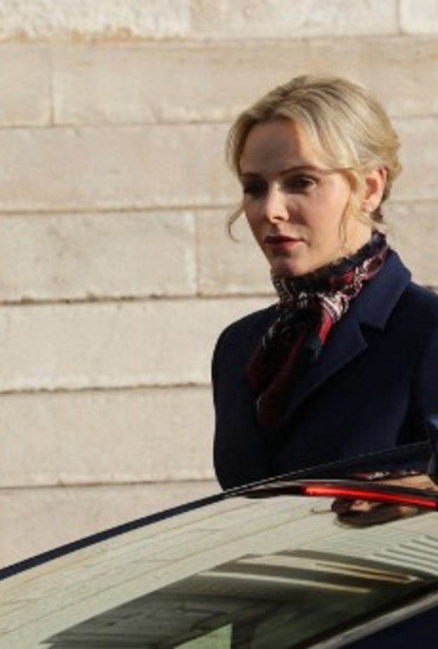 شارلين أميرة موناكو تكشف عن سبب إصابتها بعدوى الأذن والأنف والحنجرة