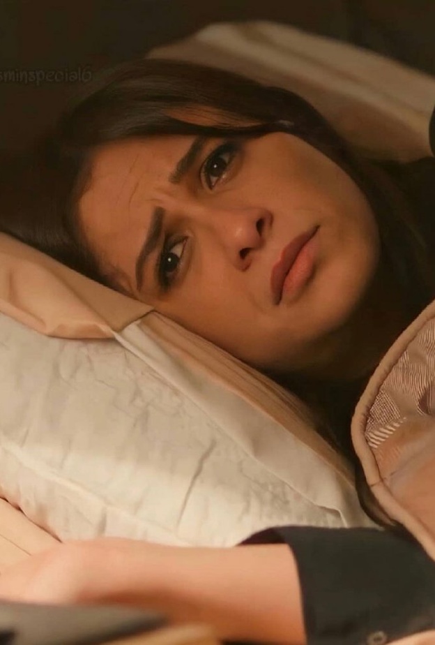 ياسمين عبد العزيز