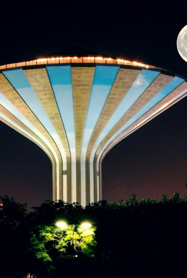 حديقة الوطن Al-Watan Park