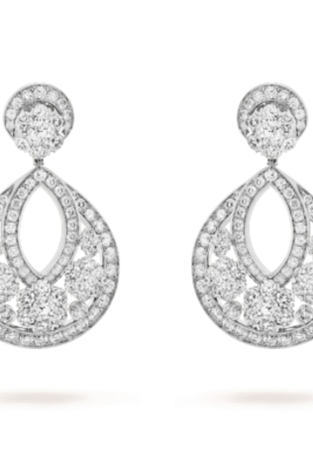  أقراط من فان كليف اند آربلز Van Cleef & Arpels