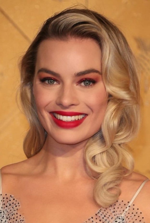 Margot Robbie