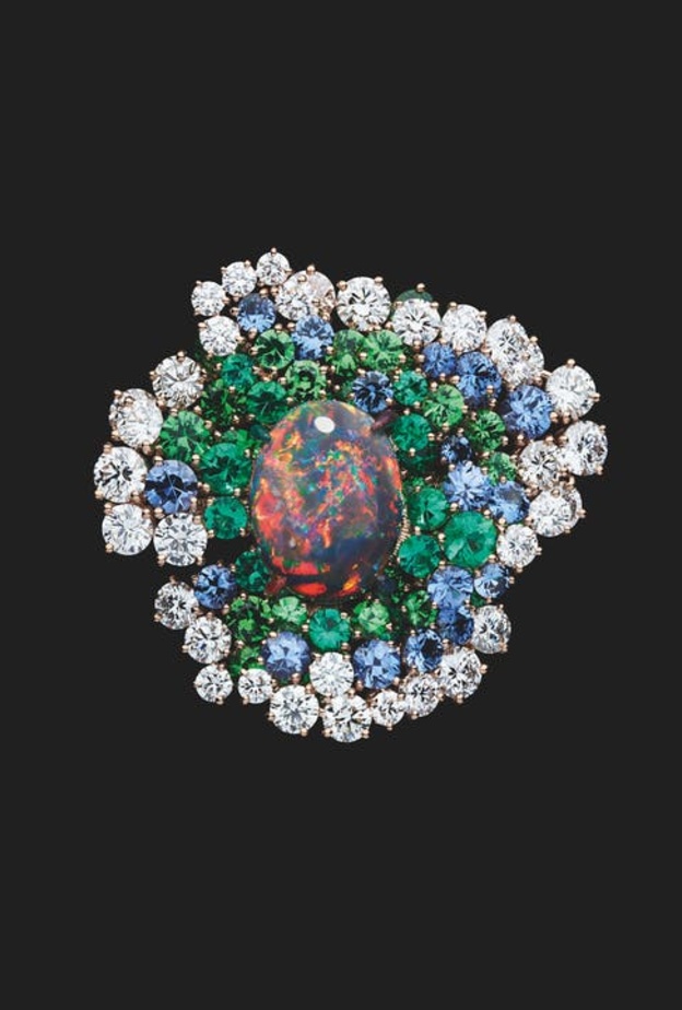 خاتم من ديور  Dior