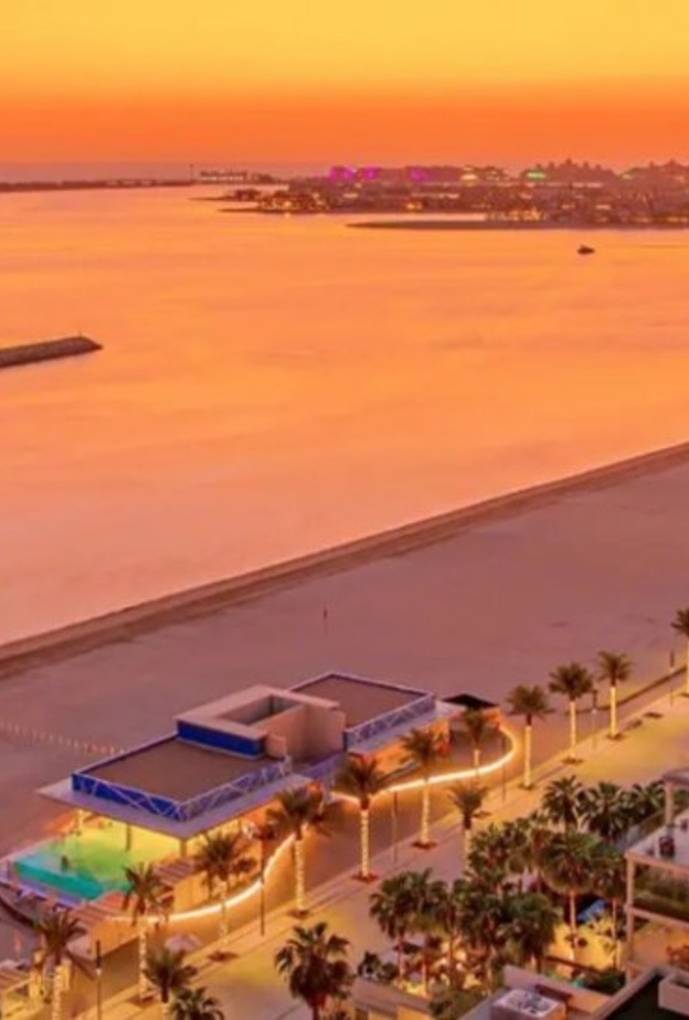 بالم ويست بيتش وجهة سياحية ساحرة - المصدر المكتب الاعلامي لحكومة دبي 