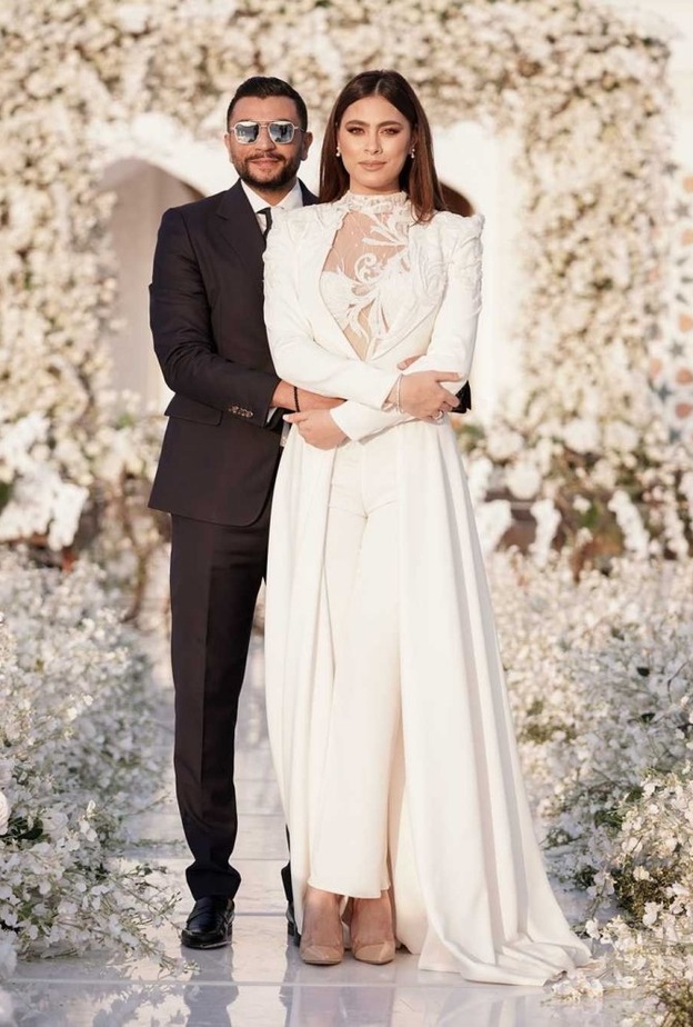 هاجر احمد وعريسها