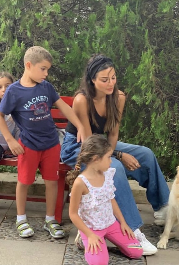 نادين نسيب نجيم تستمتع بأجواء الصيف برفقة أطفالها - صورة من انستغرام