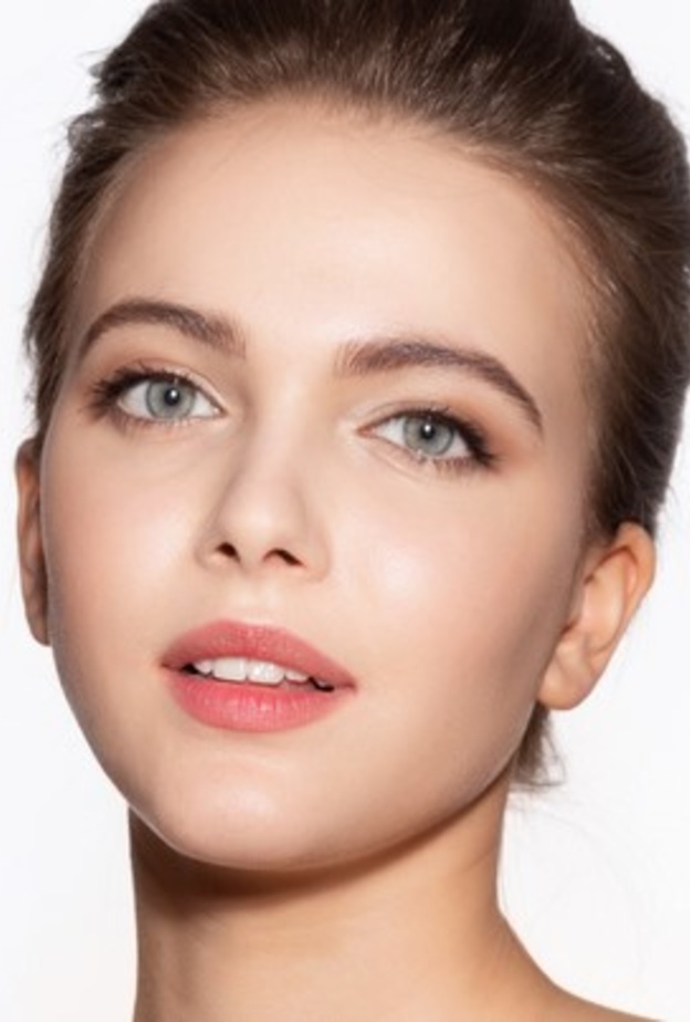 فوائد واضرار تقشير البشرة