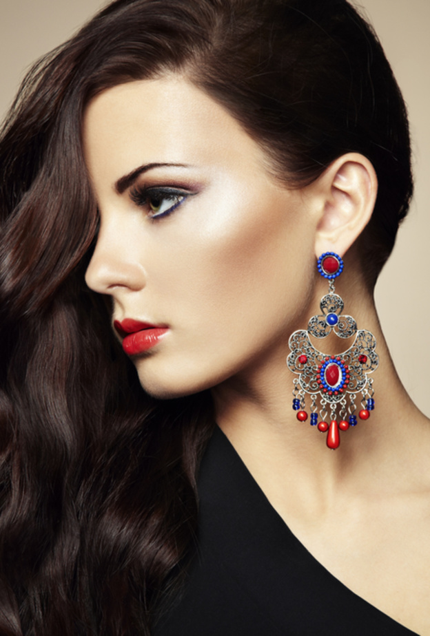 مكياج راقي يليق لمناسباتك المسائية.