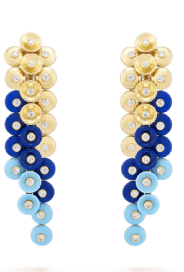 أقراط من فان كليف اند آربلز Van Cleef & Arpels