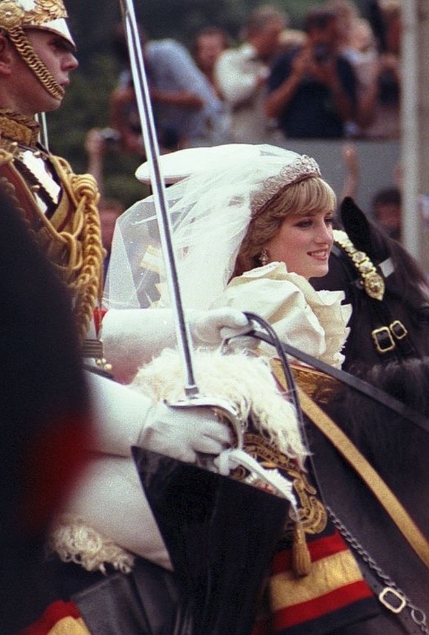 من حفل زفاف الميرة ديانا والأمير تشارلز