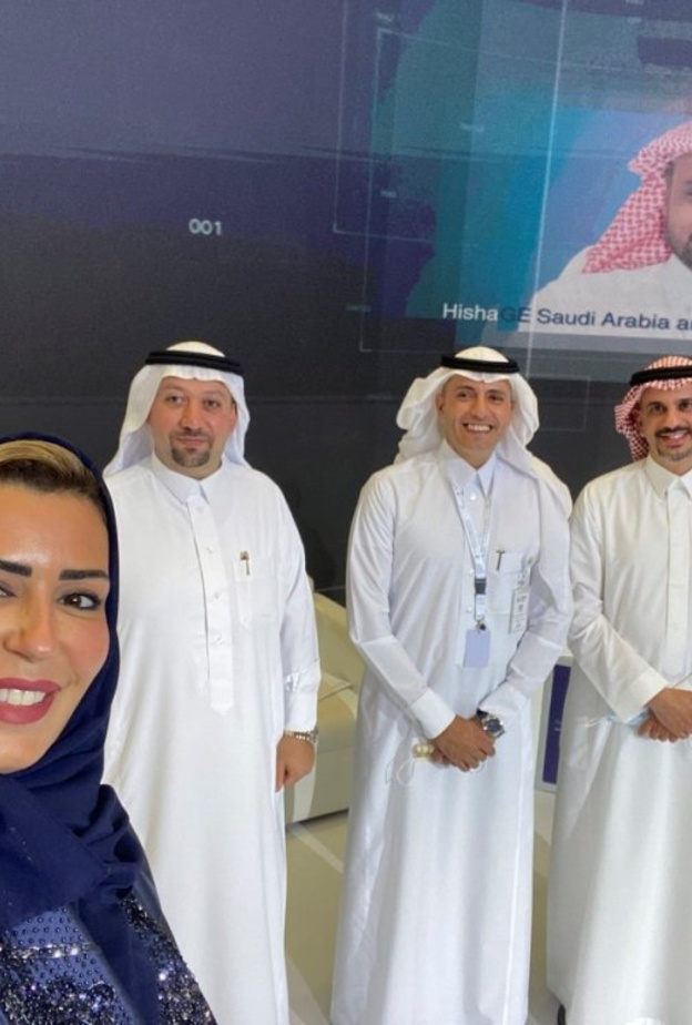 المنتدى السعودي الأول للثورة الصناعية الرابعة مشاركة دينا النهدي وتدشين مركز الثورة الصورة  من حساب دينا النهدي على تويتر