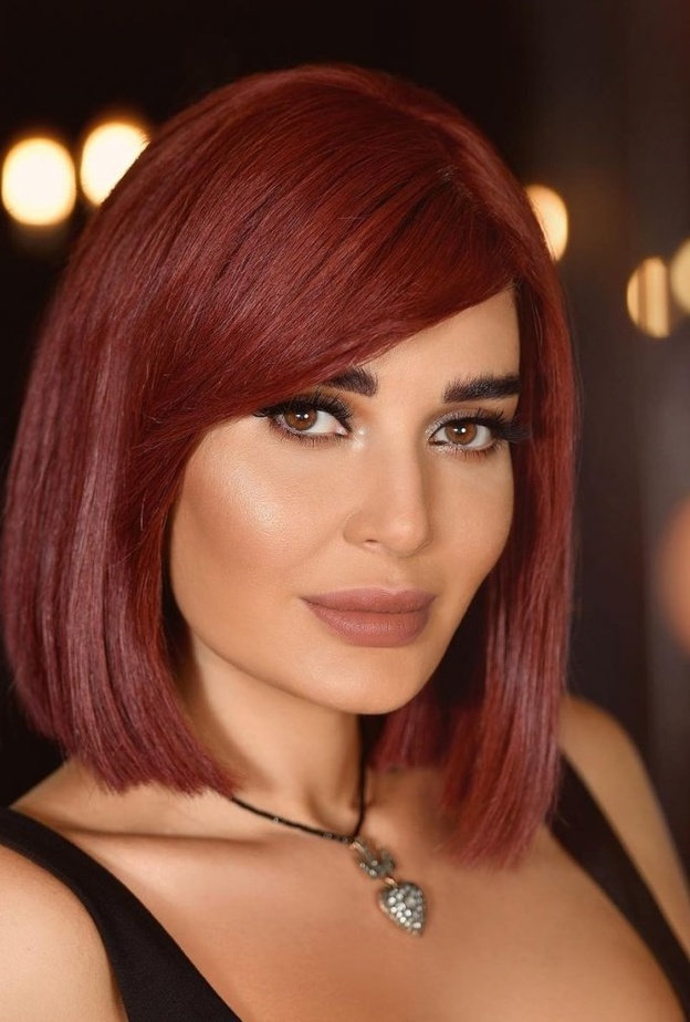 سيرين عبد النور تفاجئ الجمهور بـ نيو لوك الشعر الأحمر