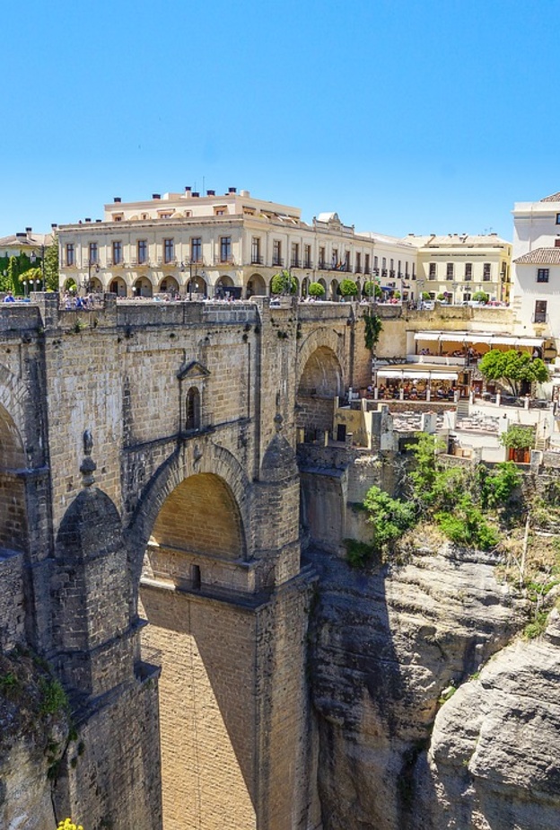 أجواء ساحر للعطلات في روندا بواسطة maxpixel