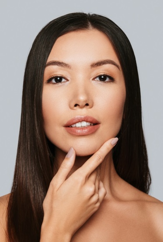  أفضل أنواع برايمر إضاءة البشرة لهذا الموسم