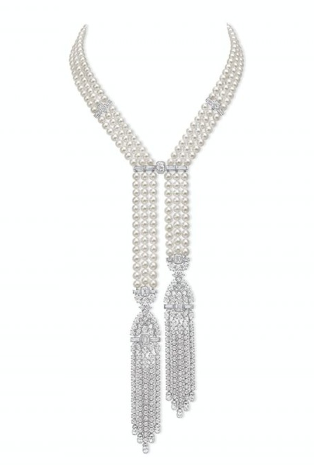  قلادة من هاري وينستون Harry Winston