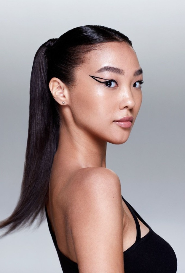 LIFE LINER QUICK ‘N EASY من HUDA BEAUTY.jpeg