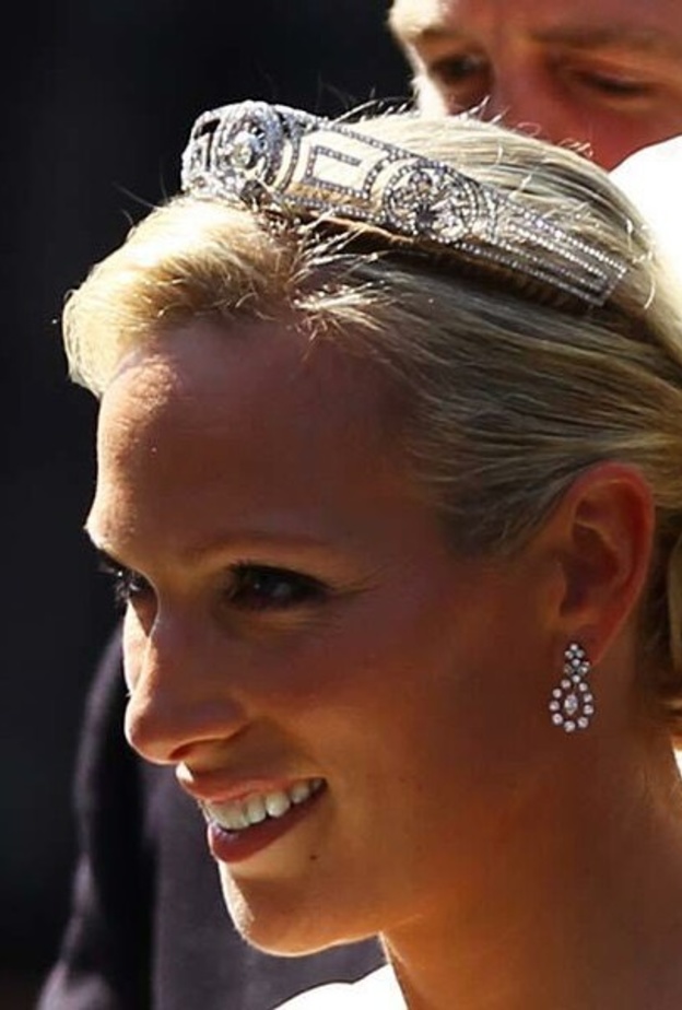 تاج حفل زفاف زارا تندال Zara Tindall