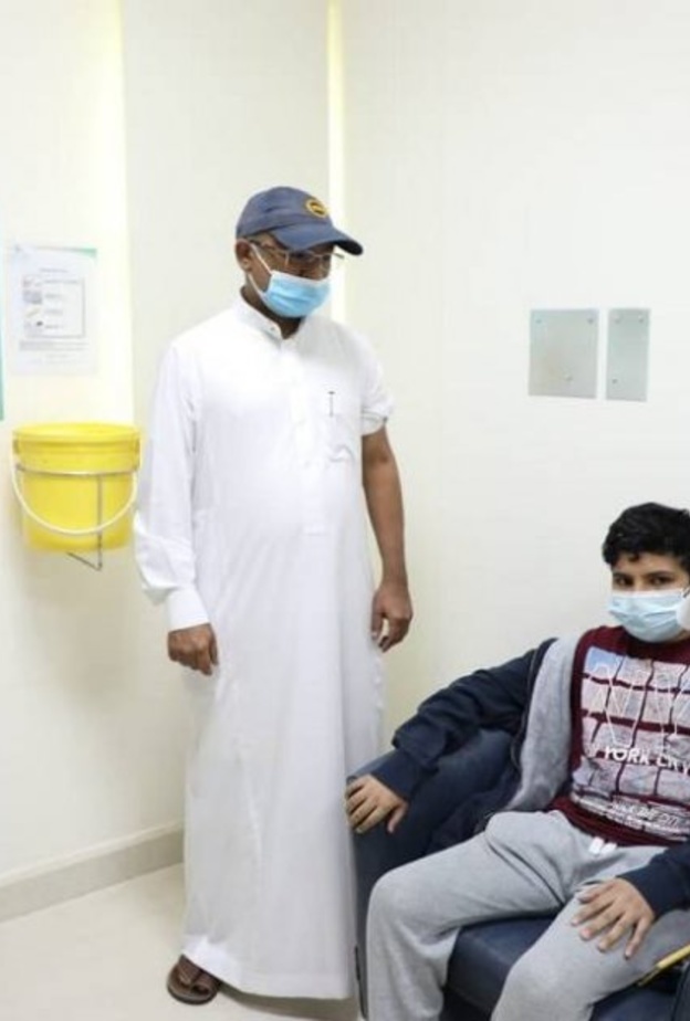 حجز الجرعة الأولى للطلاب والطالبات من لقاح كورونا 