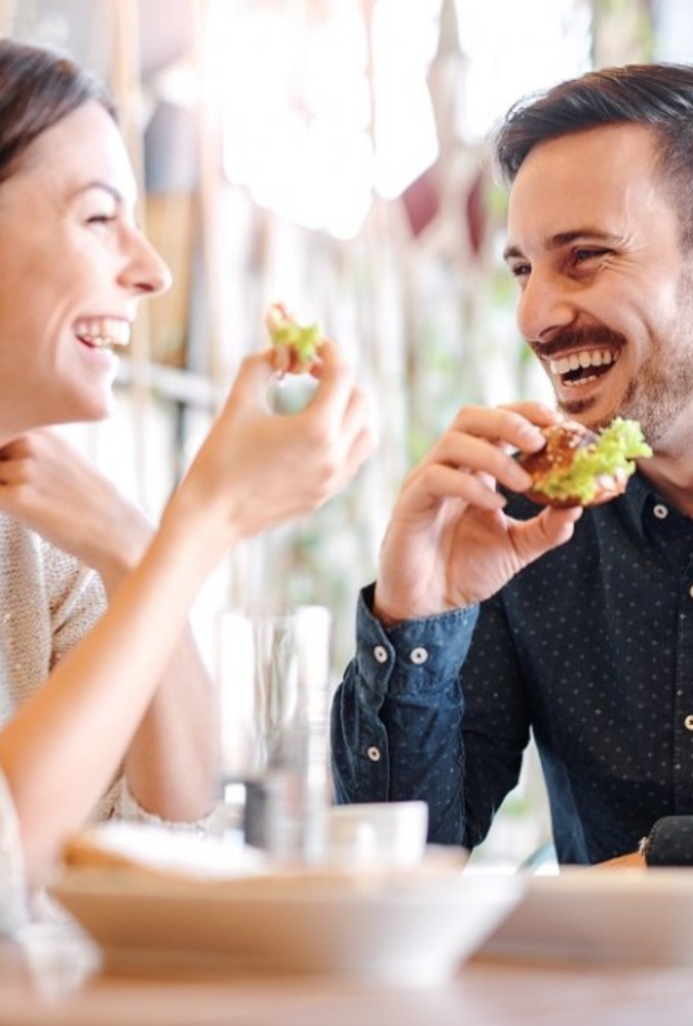 أهم 7 صفات تبحث عنها المرأة في الرجل قبل الزواج