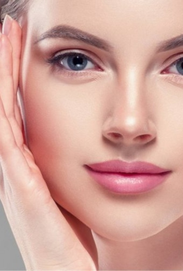  تقنيات التجميل لشد الجفون المترهلة