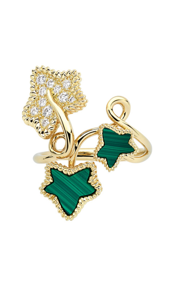 خاتم من ديور Dior