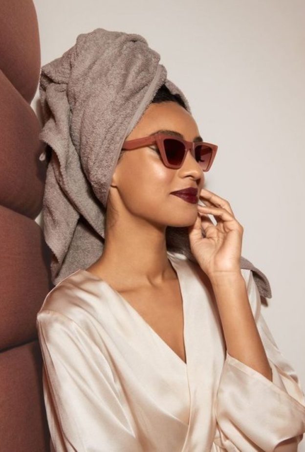 مركز CNB للعناية بجمال السيدات 