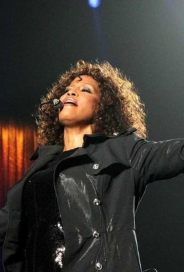 ويتني هيوستن_ الصورة من الحساب الرسمي لويتني هيوستن على إنستجرام