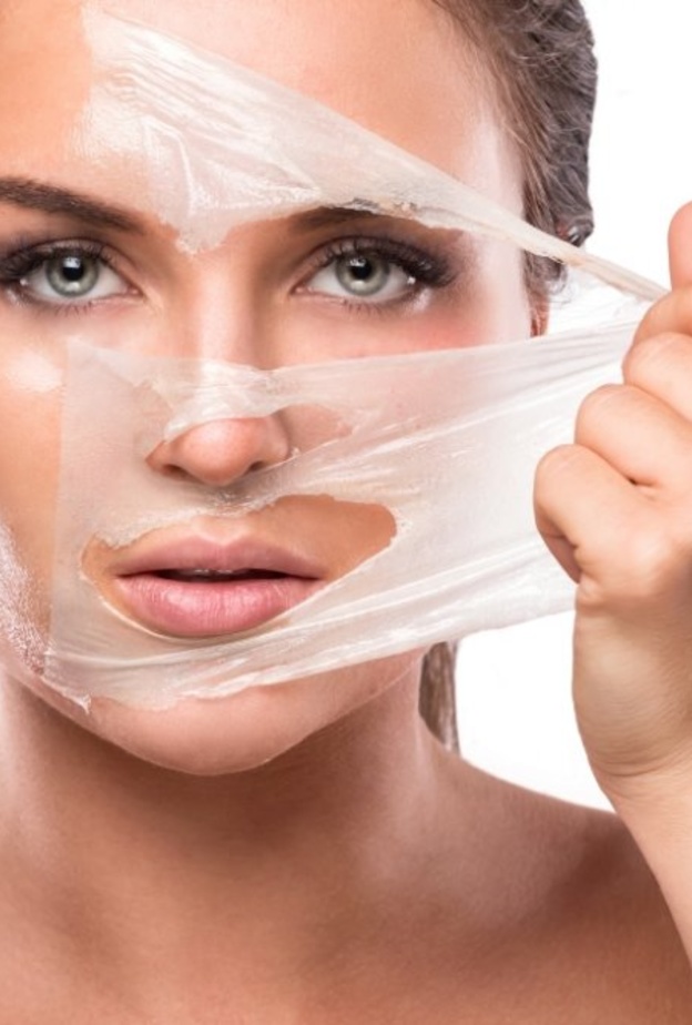 أبرز طرق تفتيح البشرة تجميلياً وأهم أضرارها