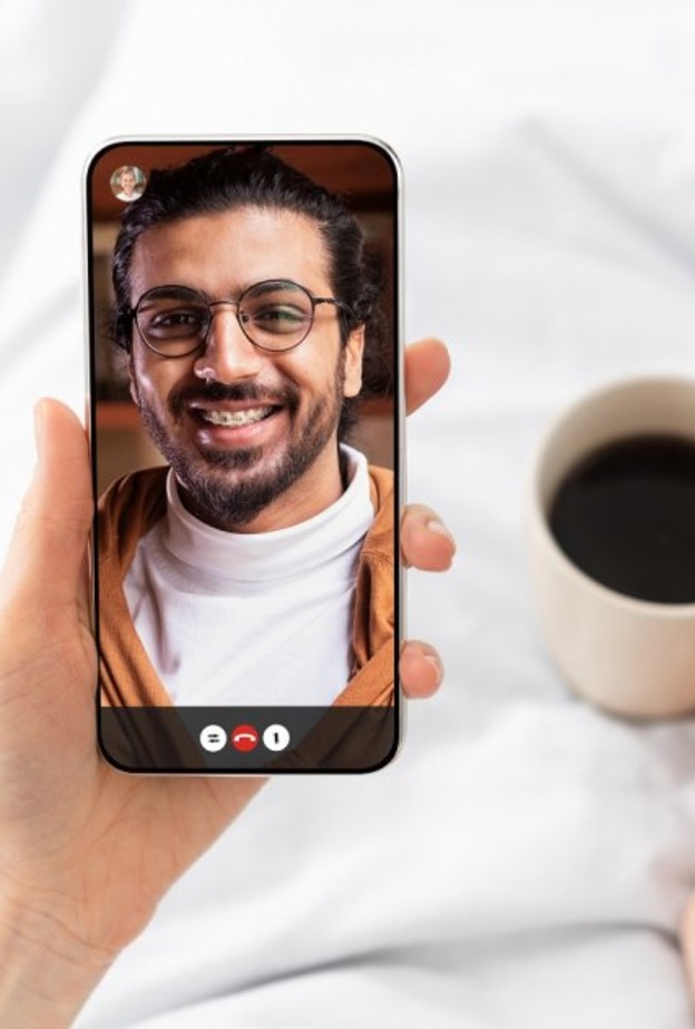 نصائح ذهبية تقربك من زوجك المسافر