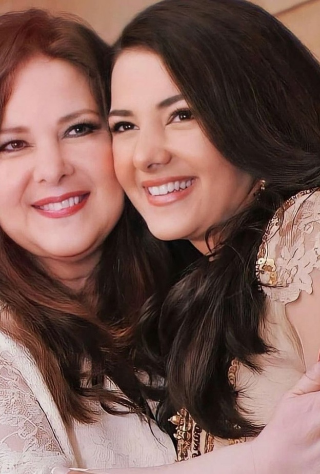 دنيا سمير غانم عن وفاة والديها:  بقيت يتيمة 