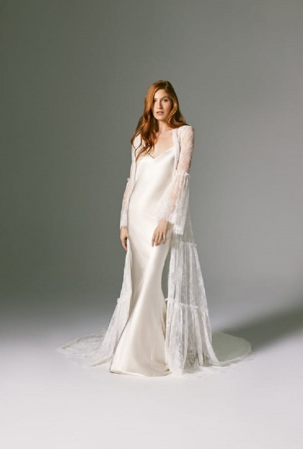 فساتين زفاف بأكمام واسعة@savannahmiller