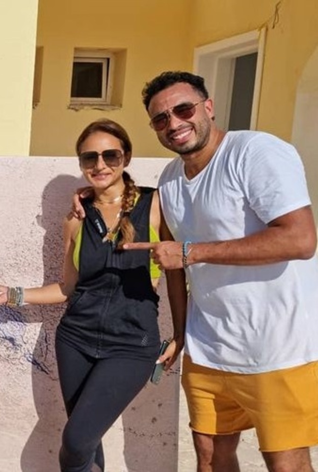 نيللي كريم وهشام عاشور