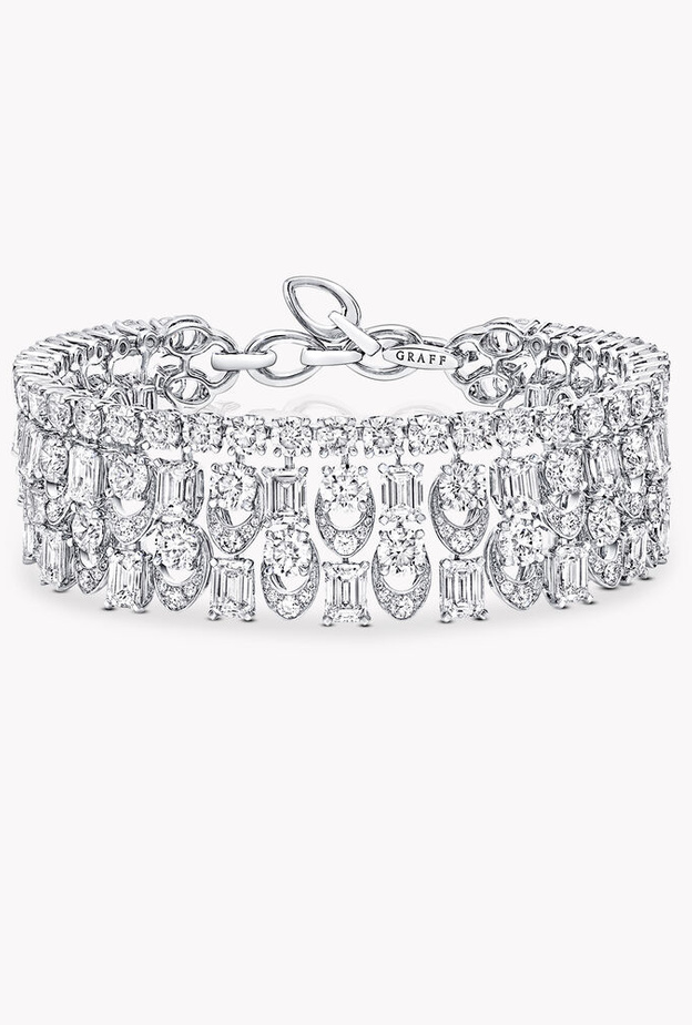  موديلات اساور عريضة من الذهب من دار Graff 