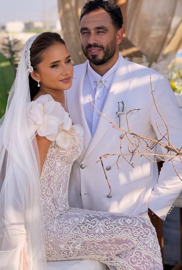 زفاف نيللي كريم وهشام عاشور